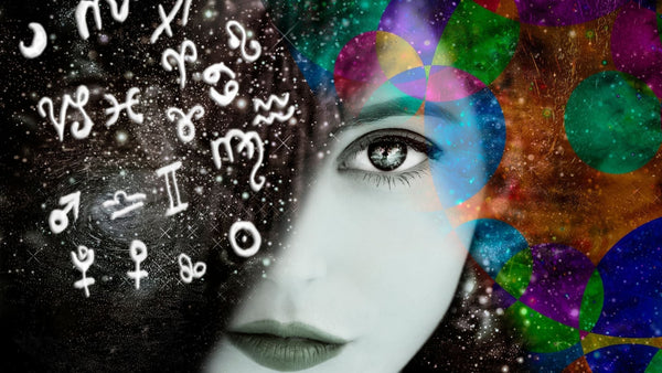 ¿Estás Viviendo la Luz o la Sombra de Tu Signo Zodiacal? - Zayra Mo