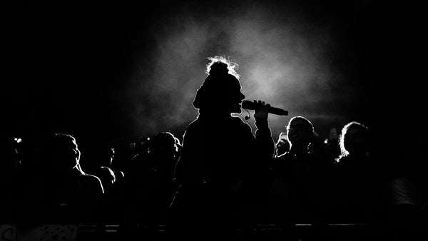 Astrología: El Arte Ancestral que Puede Cambiar Tu Vida (Y Cómo Empezar a Usarla) - Zayra Mo